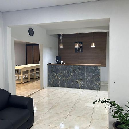 Cerrado Plaza Hotel -多拉杜斯 外观 照片